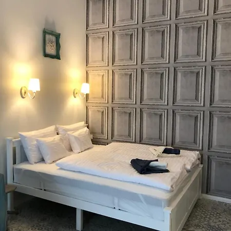 In V. Lägenhet Budapest