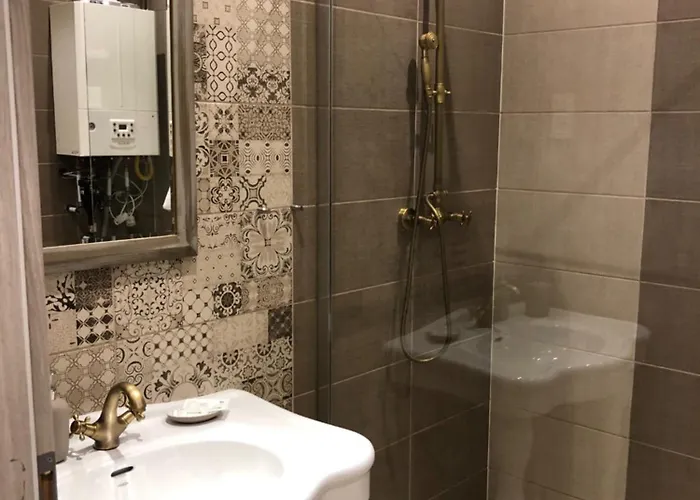 In V. Apartament
